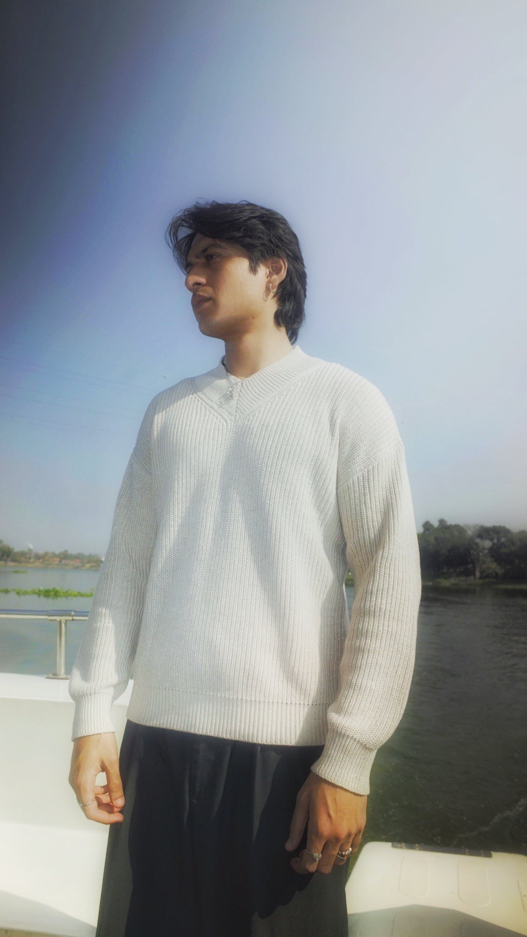 Sunlit Weave | V-Neck Beige Sweater